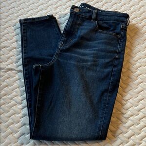 American Eagle Dark Blue curvy high rise jeggings next level stretch women’s 12